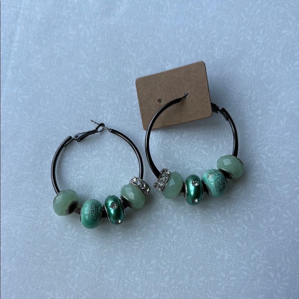 Green and Silver‎ Minimalist Earrings